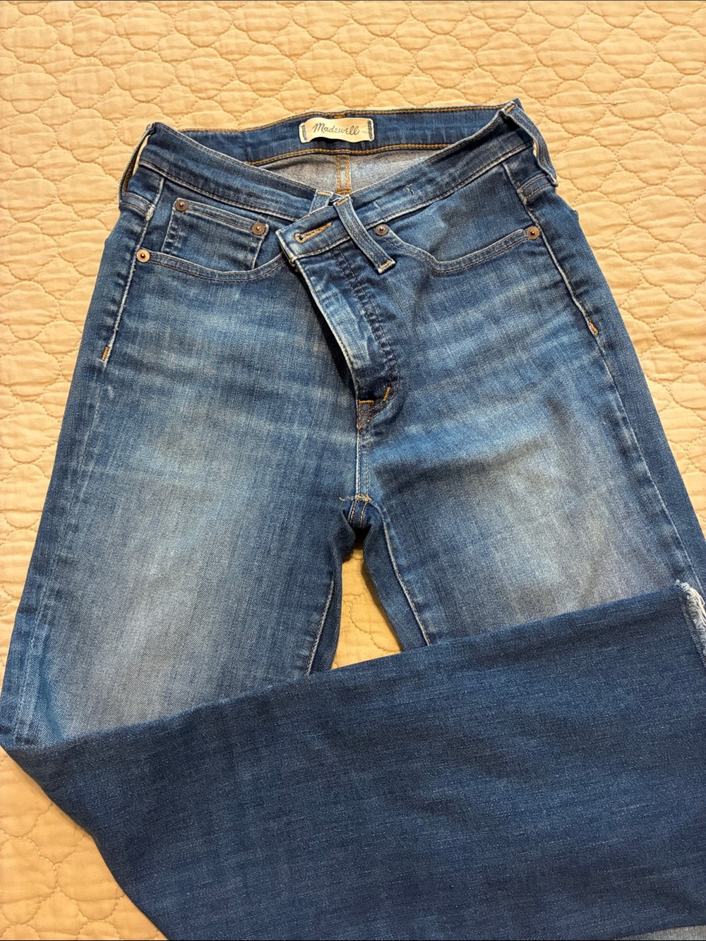 Madewell women’s Blue Wash Slim Jeans